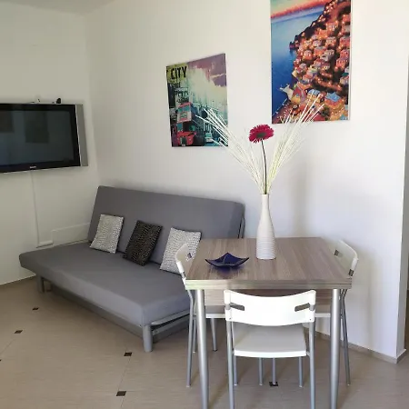 Centro Indipendente 100mt Dal Mare Holiday home *