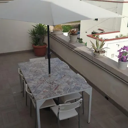 Centro Indipendente 100mt Dal Mare